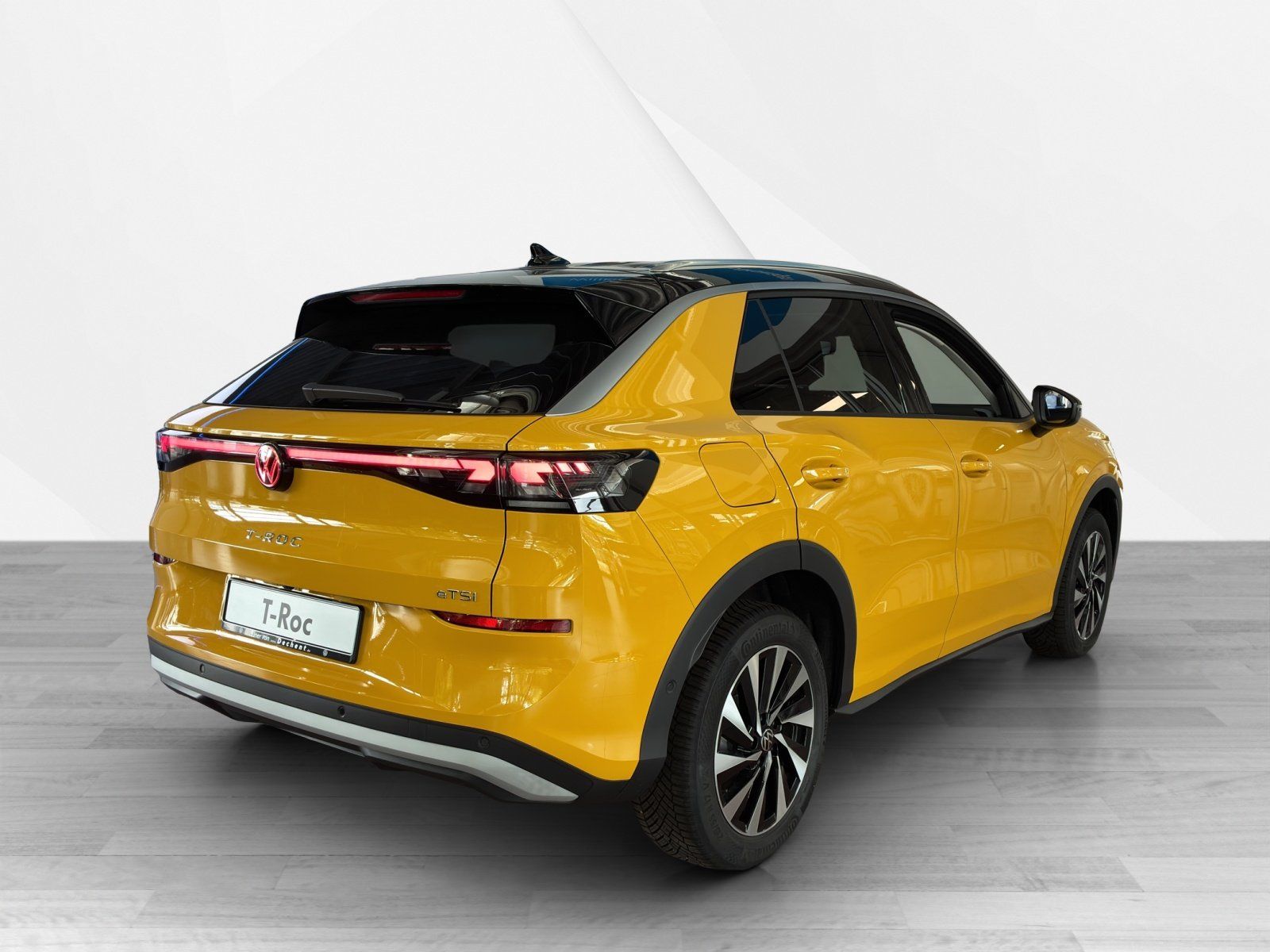 Fahrzeugabbildung Volkswagen T-Roc 1.5 eTSI W Style AHK,Kamera,LED,Navi,PDC