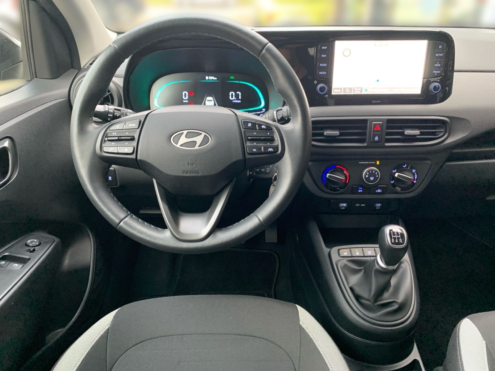 Fahrzeugabbildung Hyundai i10 1.0 Trend Navi Sitzheizung