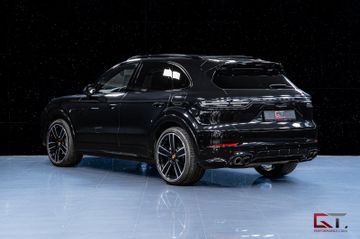 Porsche Cayenne - 4