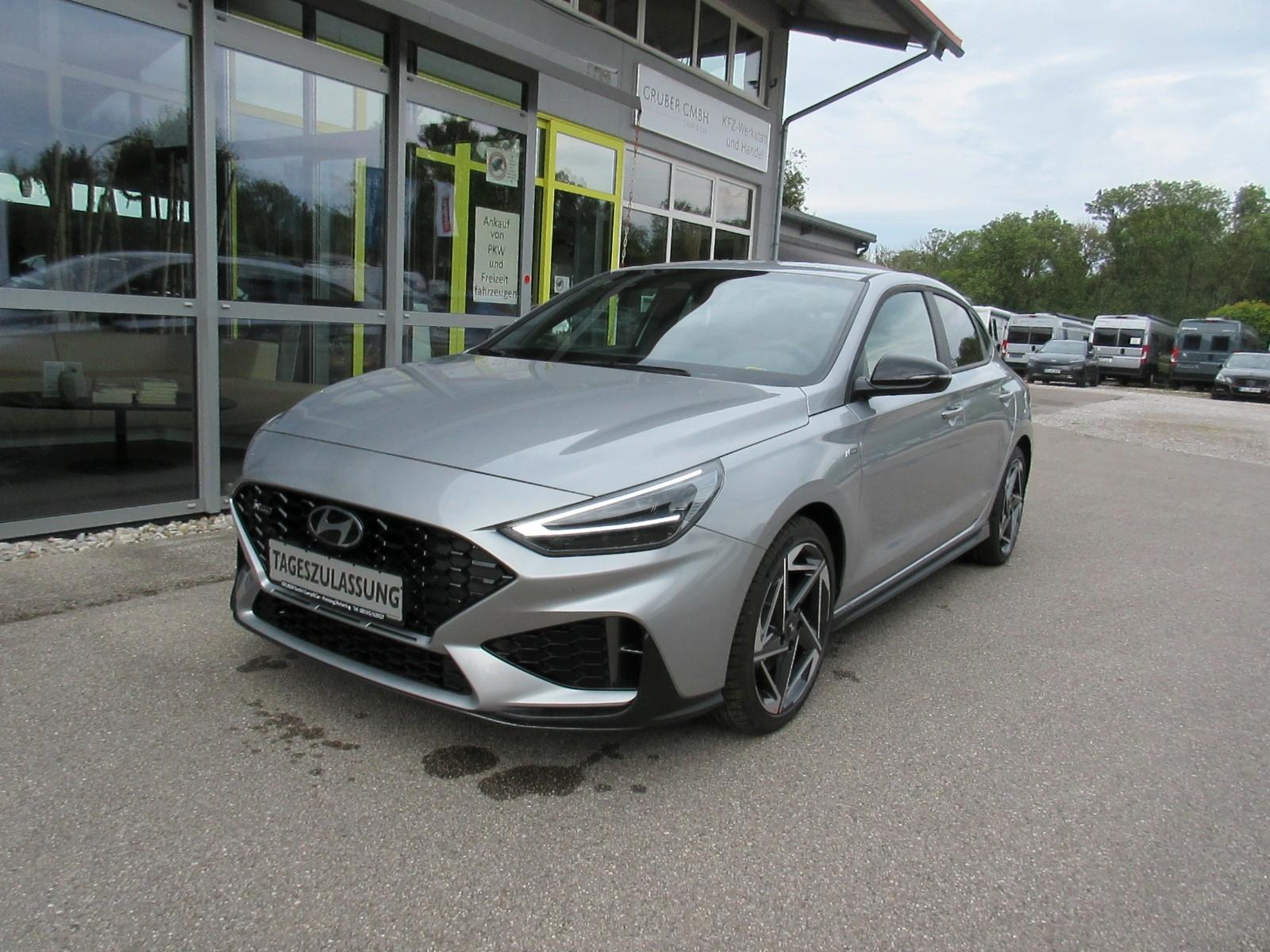 Hyundai i30 1.5 T-GDI Fastback MHEV N Line DCT