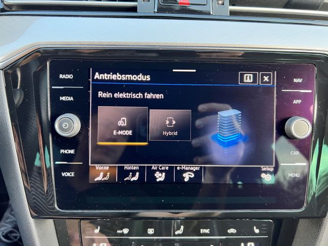 Passat Variant GTE 1.4 TSI DSG LED Navi AHK 18 Z