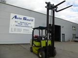 Clark CGP 2.5 Tonnen.Gas.erst 3000 std - Offers