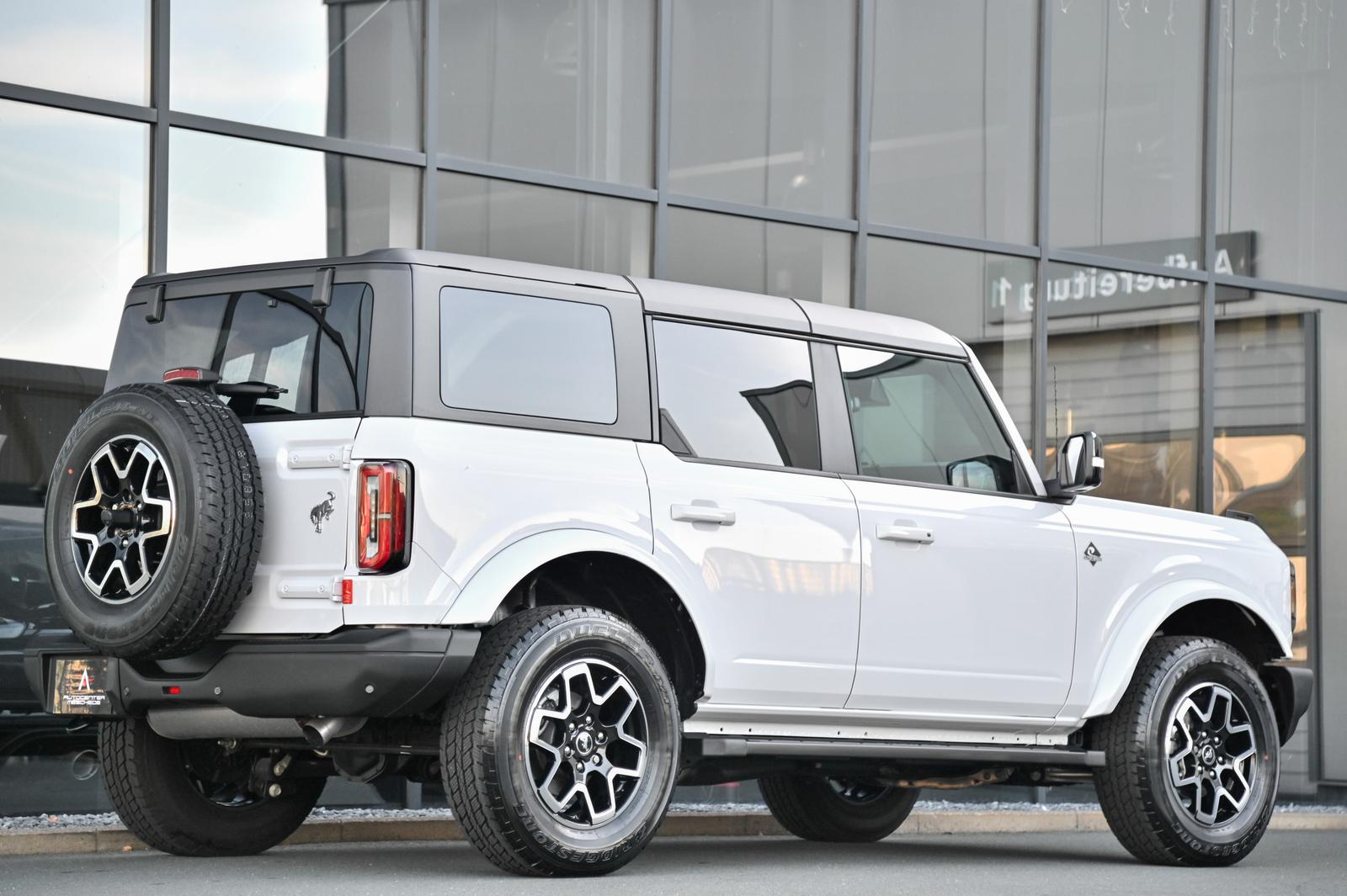 Ford Bronco 2.7 EcoBoost 4x4 Outer Banks* Vollleder*