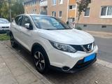 Nissan Qashqai 1.2 DIG-T Acenta PDC|Scheckheft| Tempo - Nissan Qashqai mit Benzin-Antrieb: Limousine