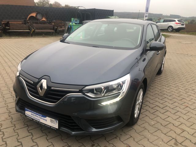 Renault Megane IV Grandtour Life*43.000KM