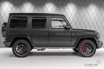 G 63 AMG 2022 MAGNO BLACK / WHITE BICOLOR