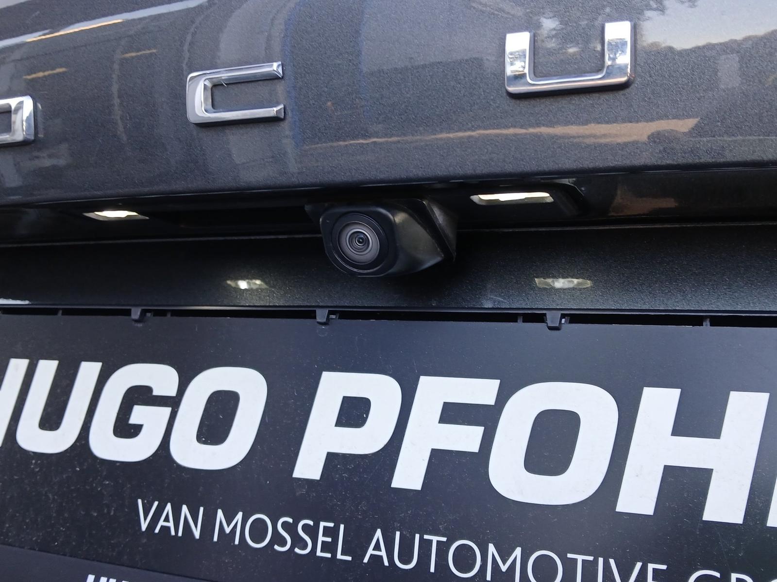 Ford Focus Titanium Turnier LED NAVI AHK KAMERA