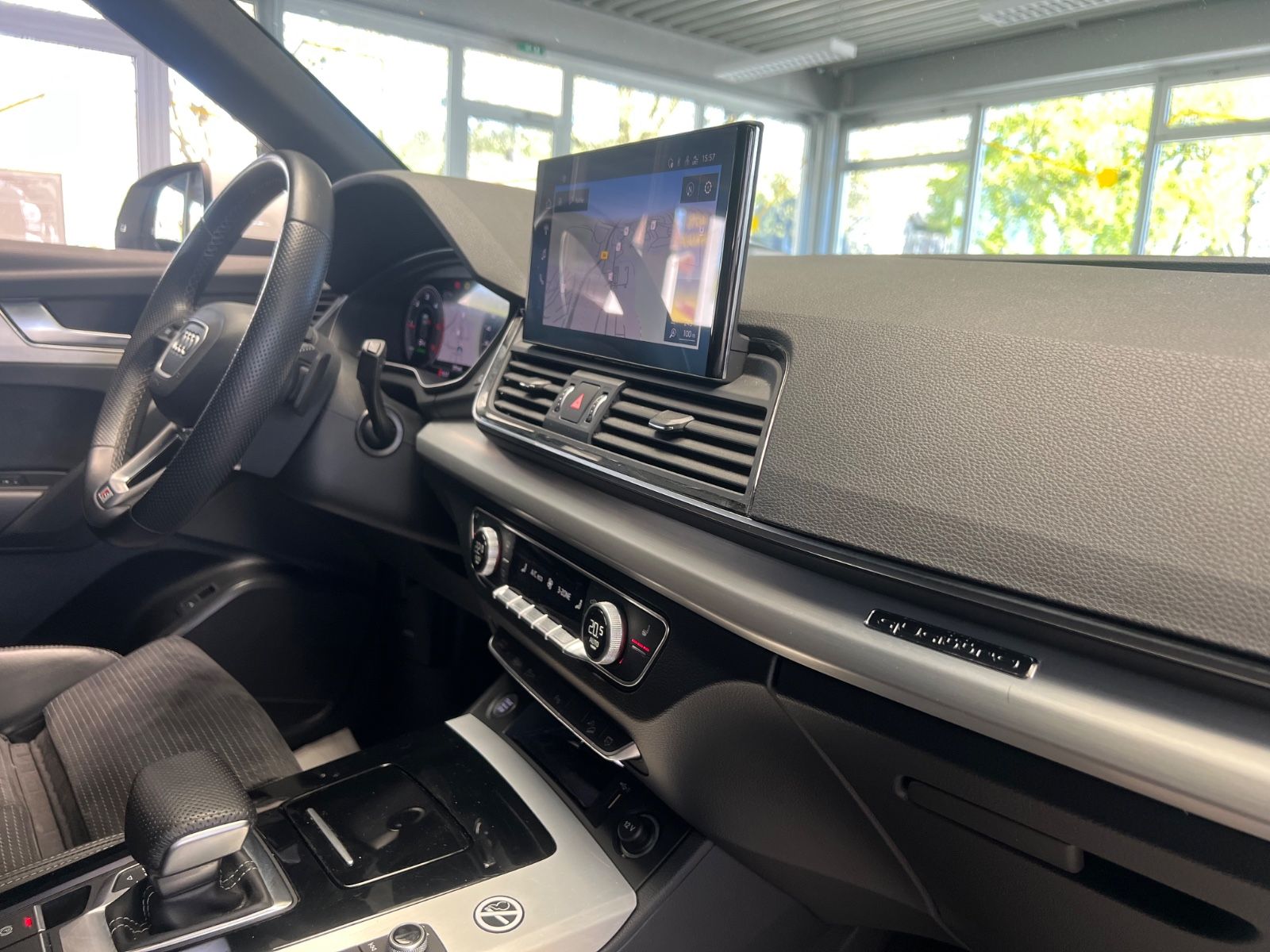 Fahrzeugabbildung Audi Q5 Sportback 40 TDI quattro S line *VIRTUAL*PANO