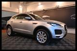 Jaguar E-PACE 2.0 T P250 CAMERA / CARPLAY / TOP !! - silberne Jaguar E-Pace