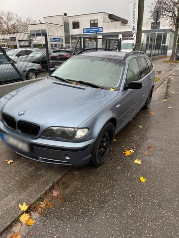 BMW 325i Touring