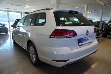 Volkswagen Golf - 4