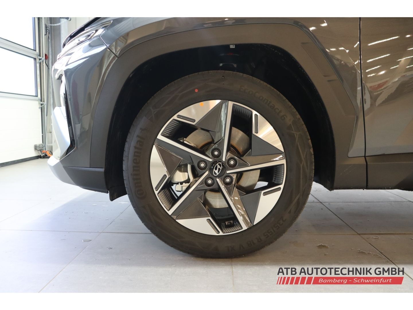 Fahrzeugabbildung Hyundai Tucson Trend MY25 1.6 T-GDI (160 PS) 48V 7-DCT 2
