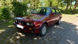 BMW 318 Sammlerzustand Gutachten Note 2 TÜV Inspekt. - BMW 318 aus 1990: 318i