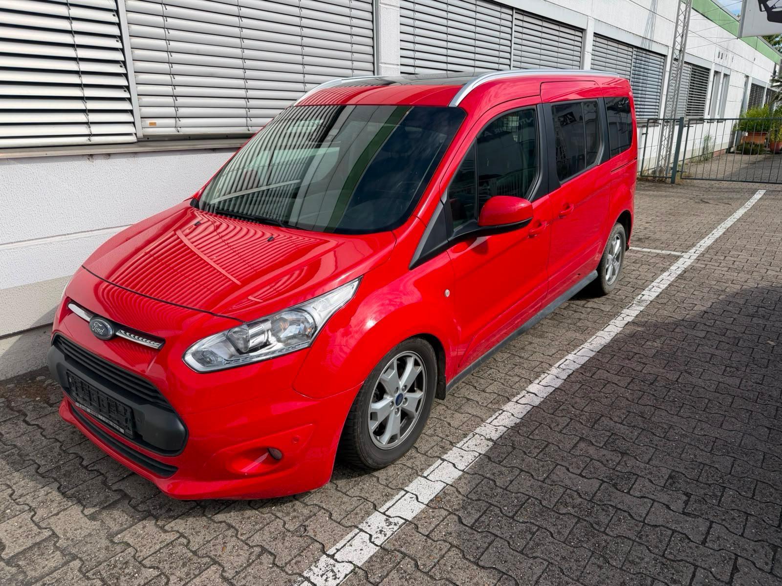 Ford Grand Tourneo Connect Titanium NAVI SHZ SHEIZUNG