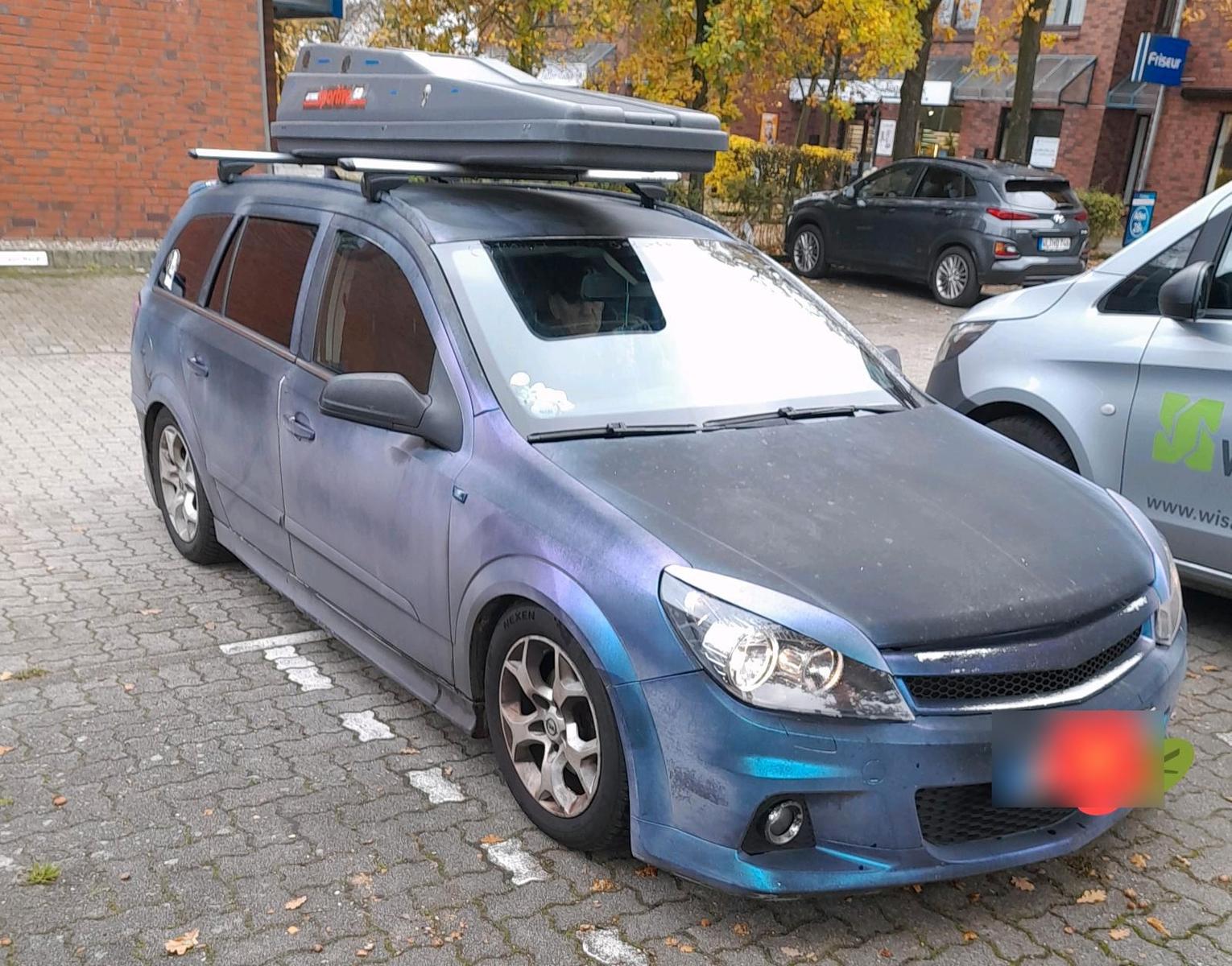 Opel Astra 2006 — interior