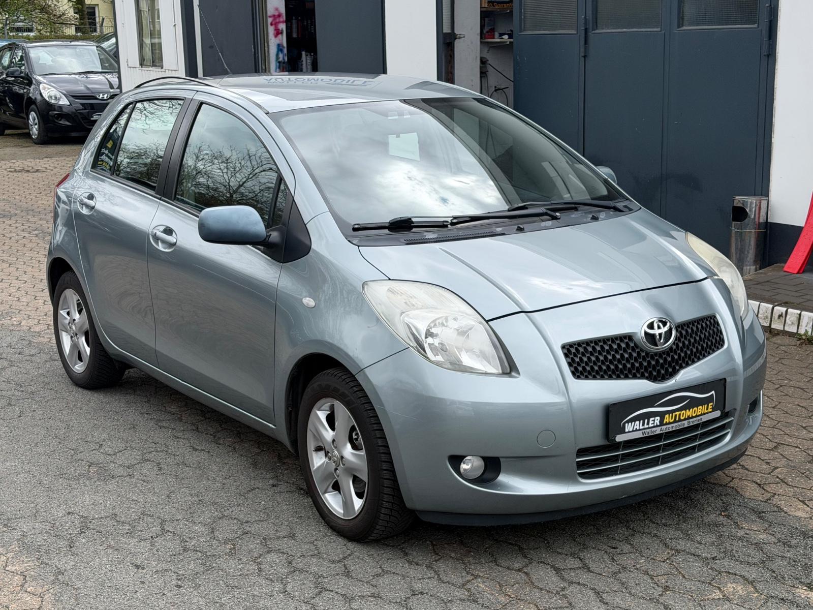 Toyota Yaris 1.3 Executiv TÜV 01/2028 / AHK