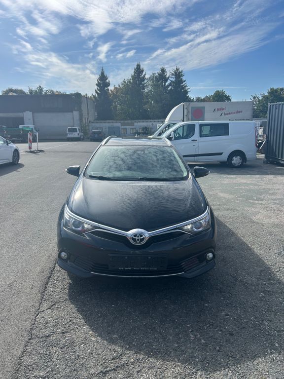 Image of Toyota Auris Touring Sports