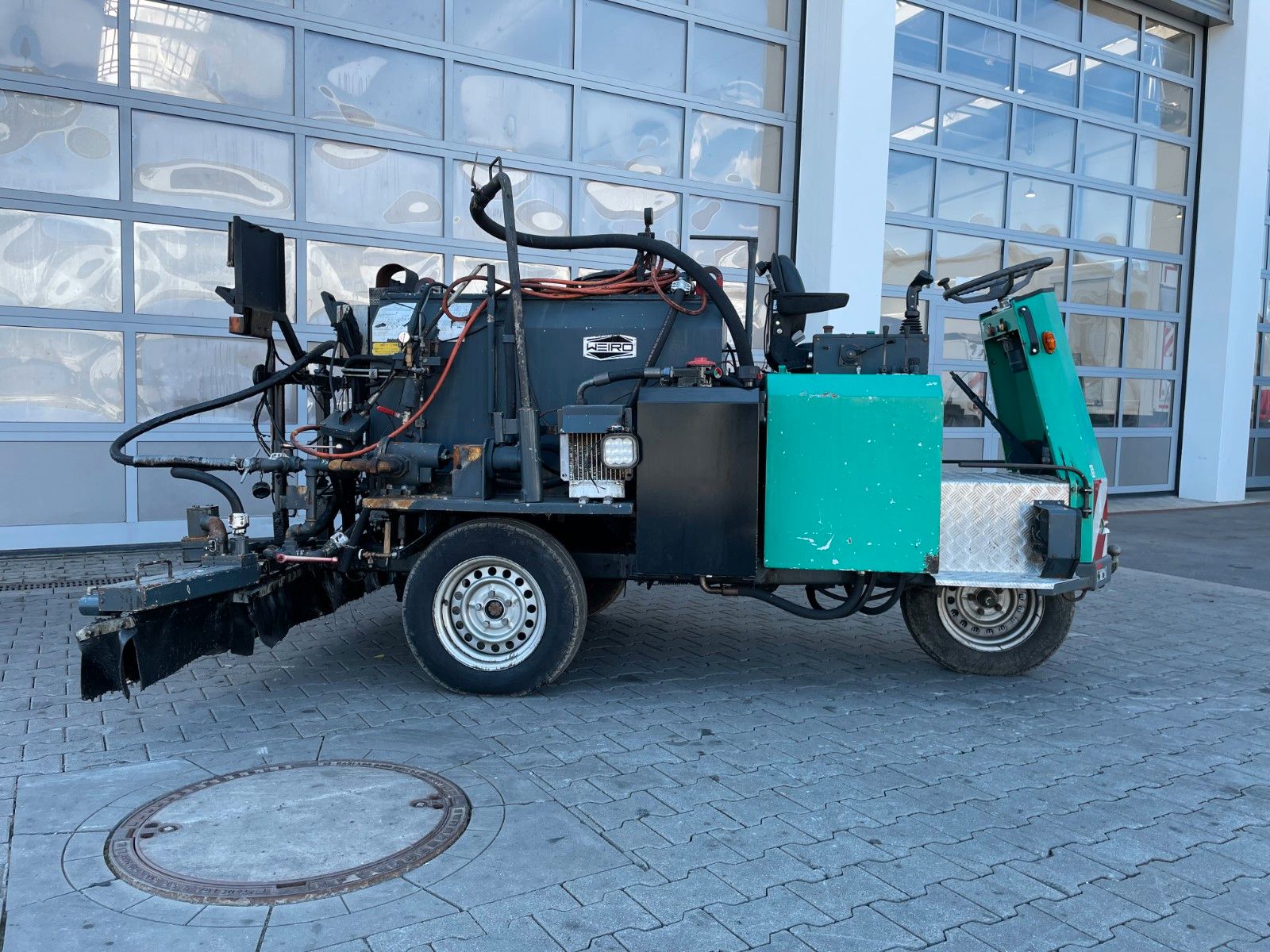 Fahrzeugabbildung Andere Weiro TM 800 SH / 904h / Bitumenspritzmaschine