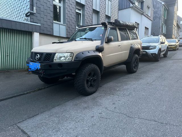 Nissan Patrol Y61/Ex-BW