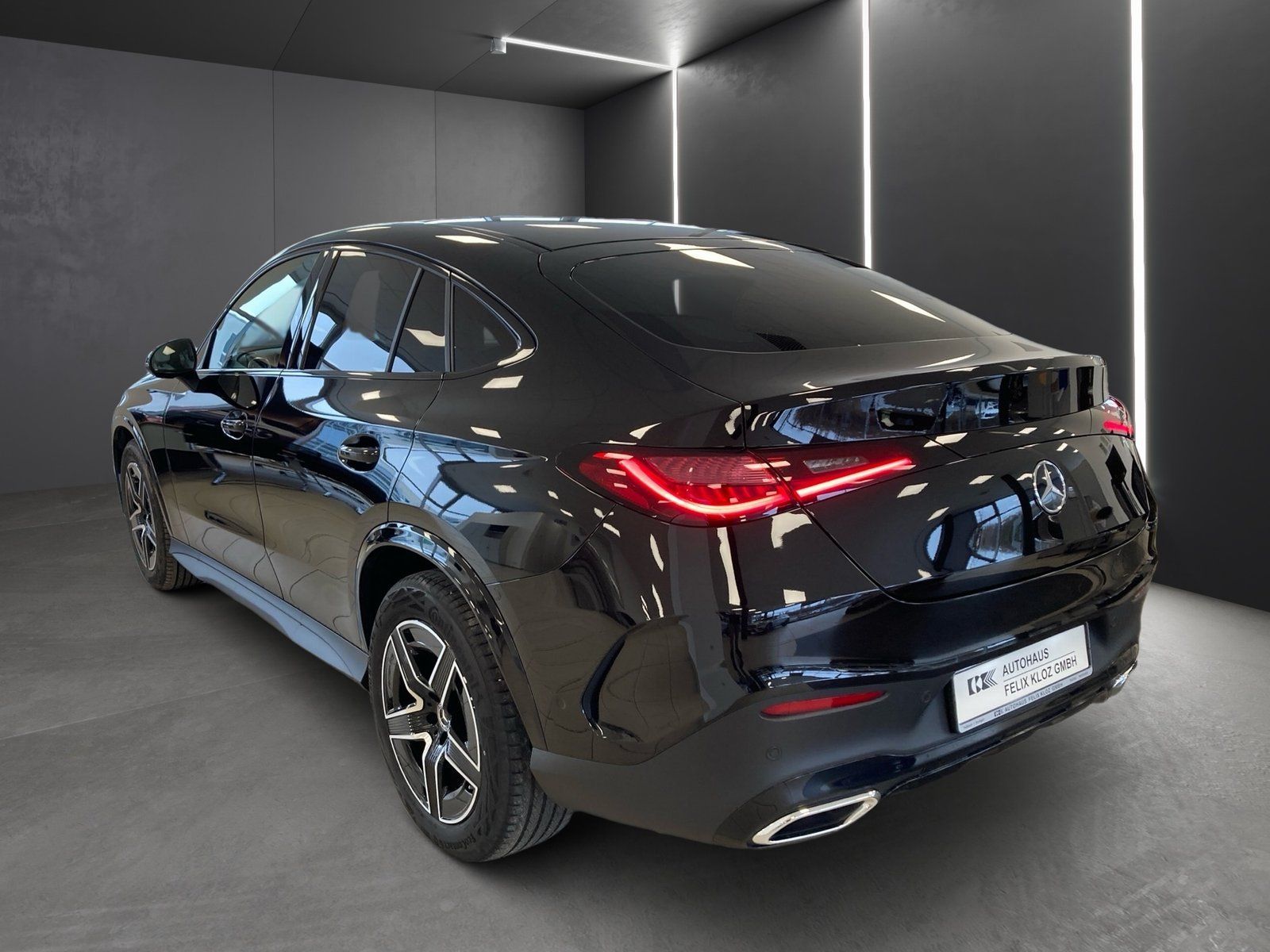 Fahrzeugabbildung Mercedes-Benz GLC 200 4M Coupe AMG*AHK*Distr*Totwink*Memo*Kam*