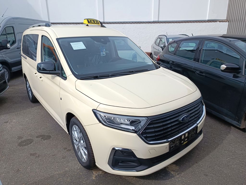 Ford Grand Tourneo