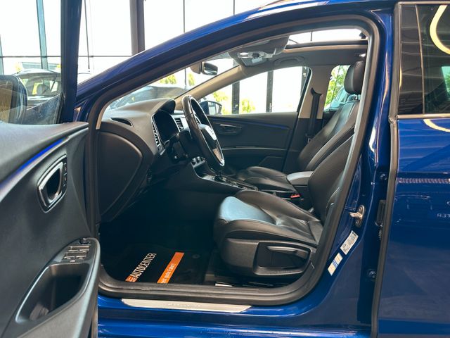 Seat Leon ST *Keyless*Pano*SpurHT*AHK*LED*Ambiente*