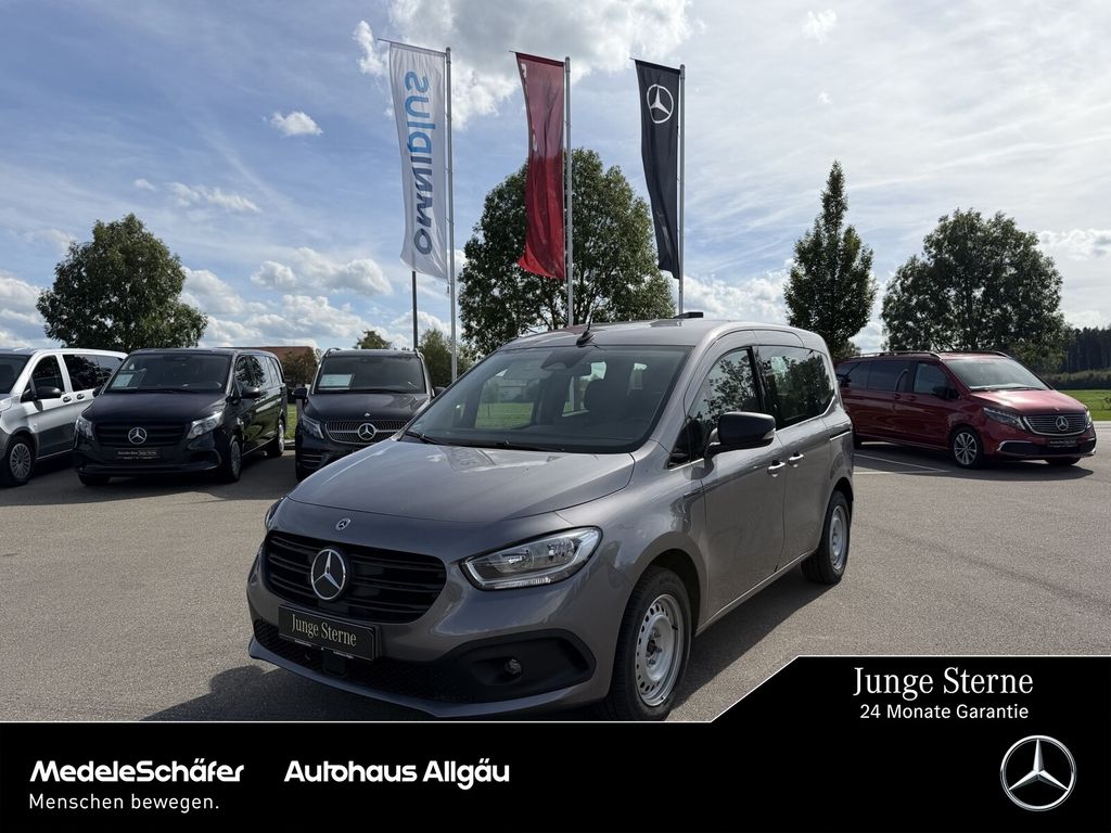 Image of Mercedes-Benz eCitan