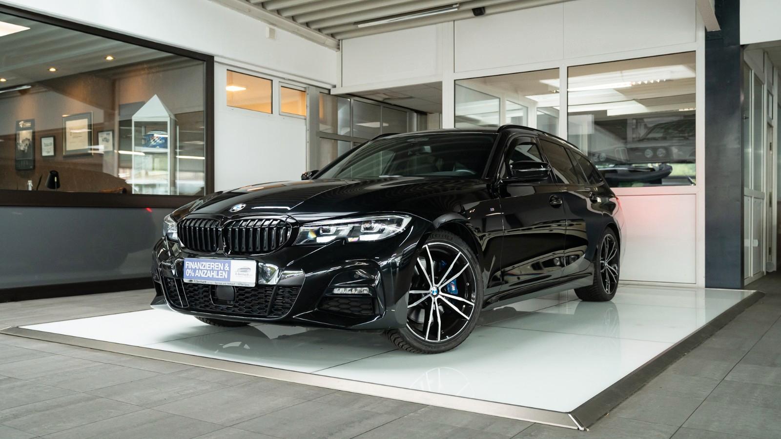 BMW 330d M Sport DriveAProf RückFahrKam ServiceInklu