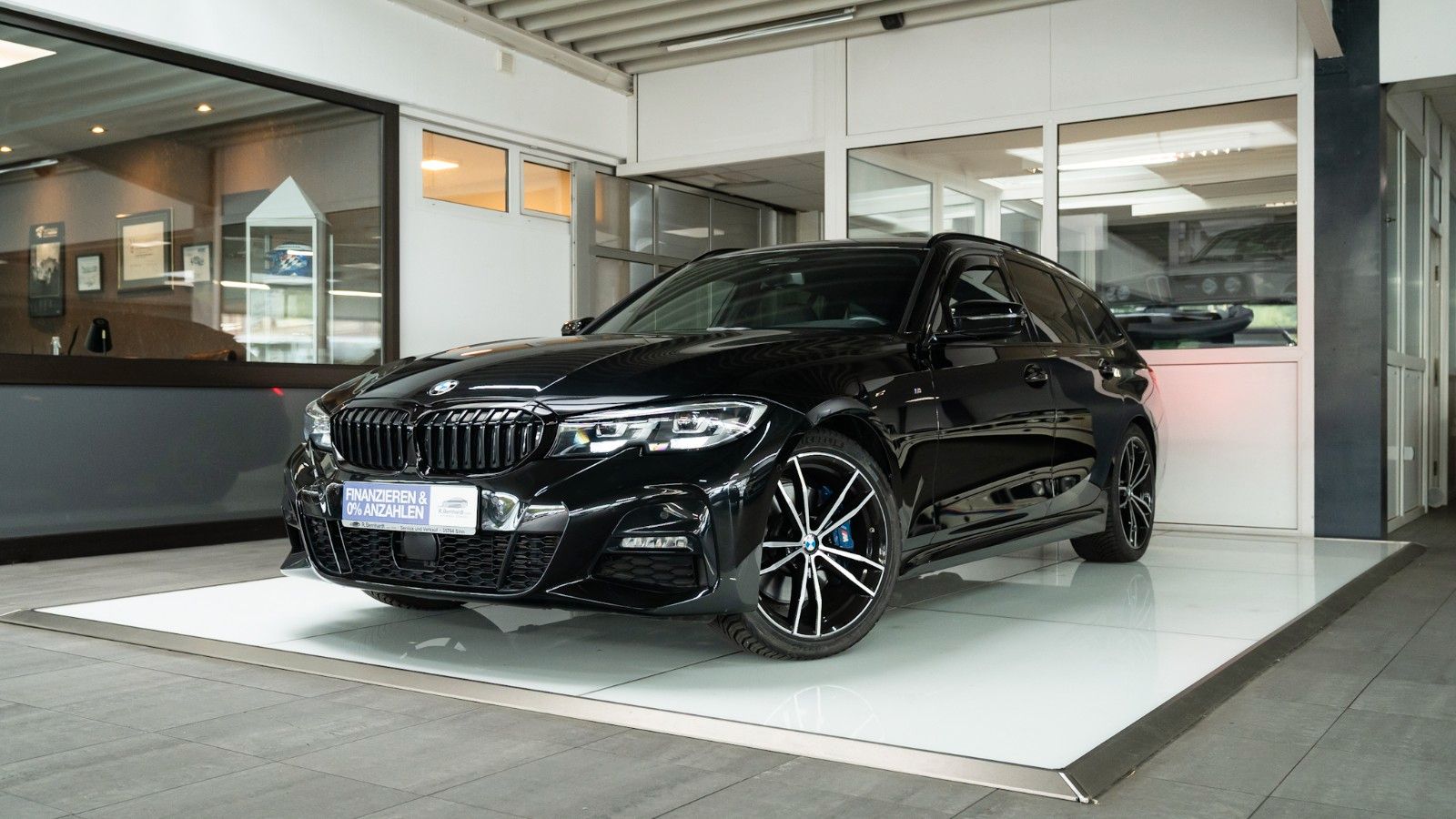 BMW 330d M Sport DriveAProf RückFahrKam ServiceInklu foto 1