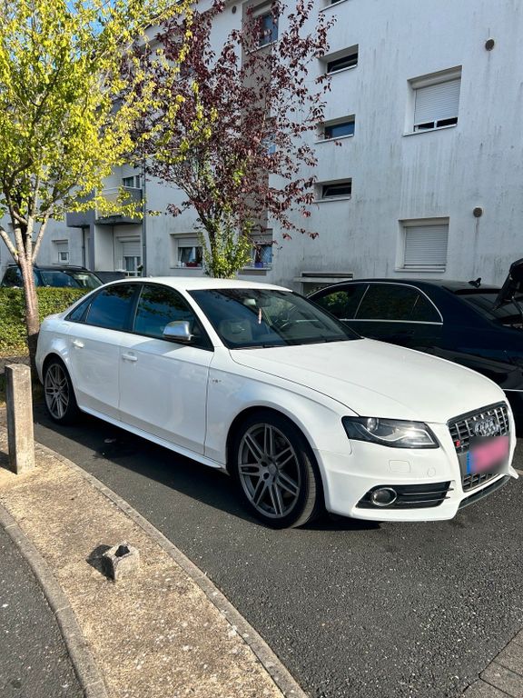 Image of Audi S4