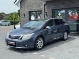 Toyota Avensis Kombi Executive*Automatik*SHZ*Klima*AHK* - Toyota Avensis in Bremen