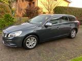 Volvo V60 D4 AWD Geartronic Sport R- Design  - Volvo V60: Awd R Design
