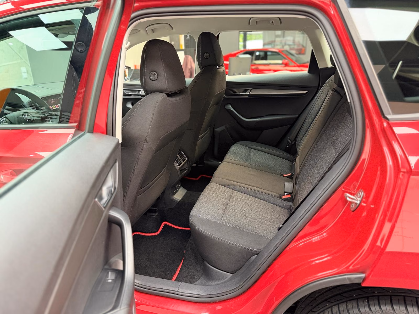 Skoda Karoq Style 1.5 TSI|KAM|TEMP|LED|SHZG|KAM|LM