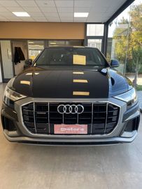 Audi Q8 - 1