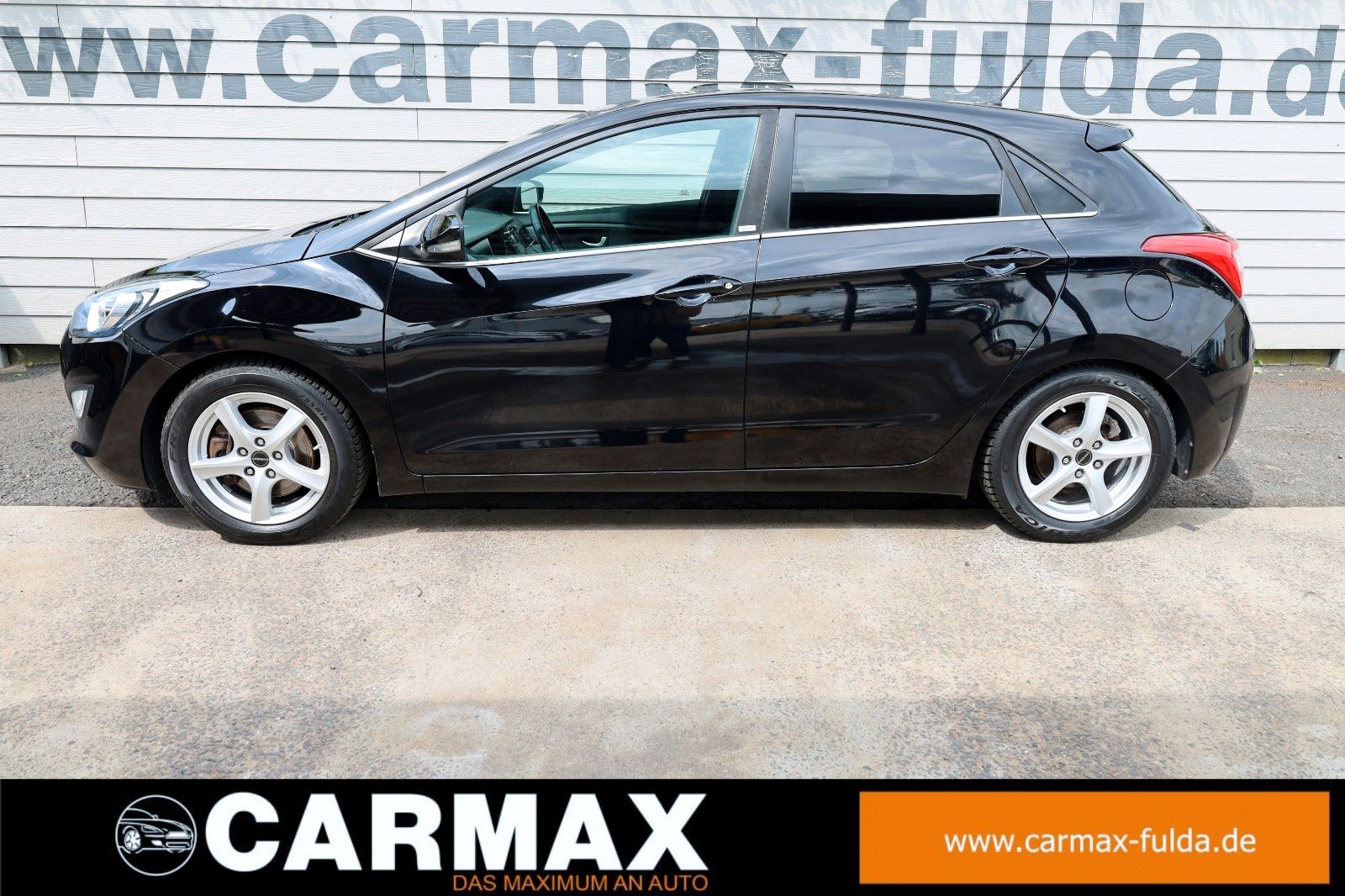 Fahrzeugabbildung Hyundai i30 blue Passion SH,PDC,8 fach bereift