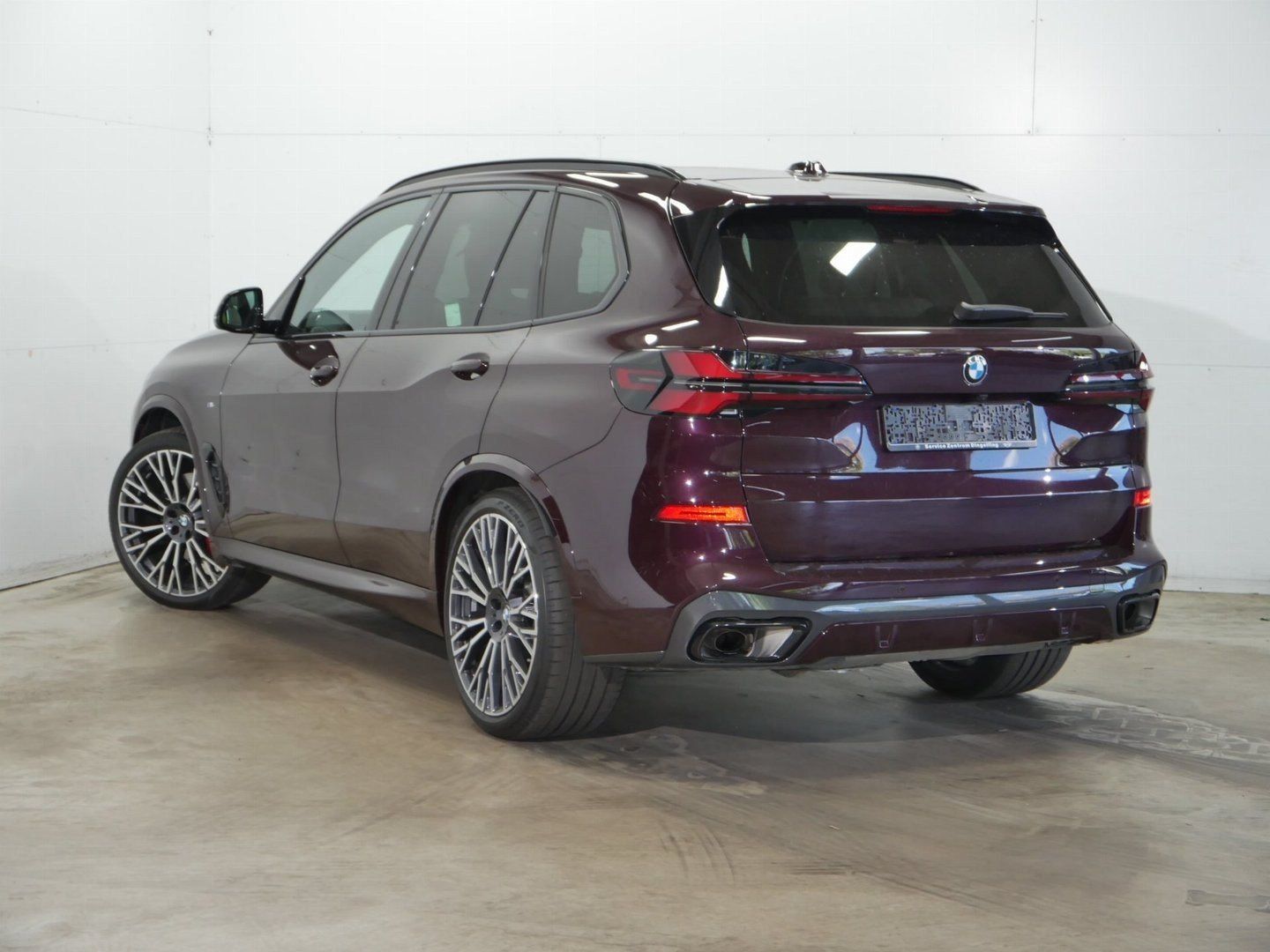 Fahrzeugabbildung BMW X5 xDrive40d 2-Achs Luftfederung, M Sportpaket p
