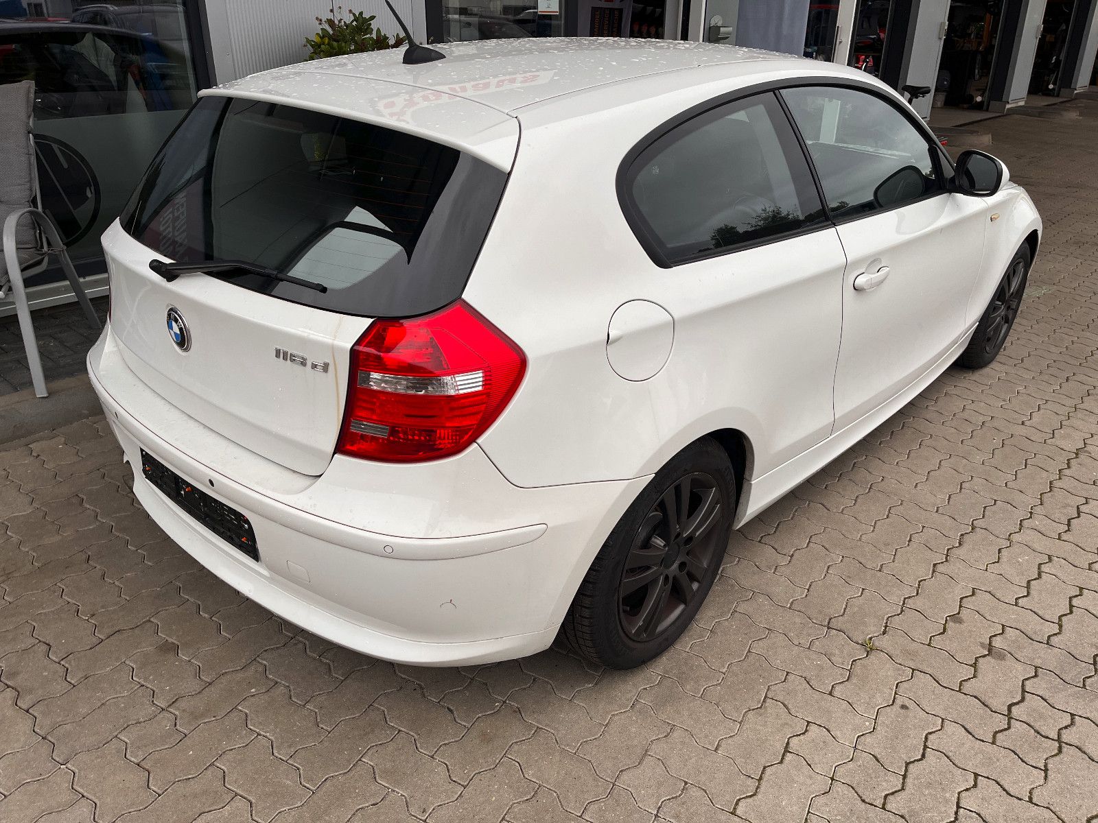 Fahrzeugabbildung BMW 116 Baureihe 1 Lim. 116d