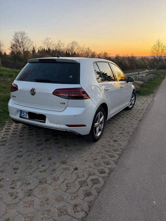 Image of Volkswagen Golf