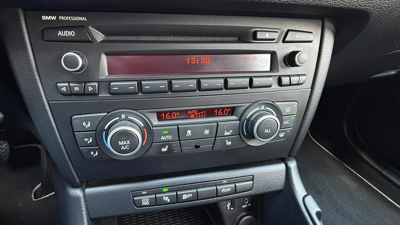 BMW X1 2014 — photo 13