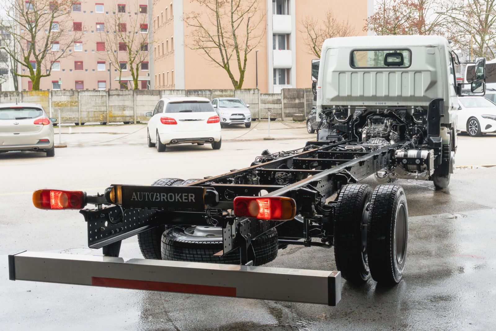 Mitsubishi  – Ansicht 5