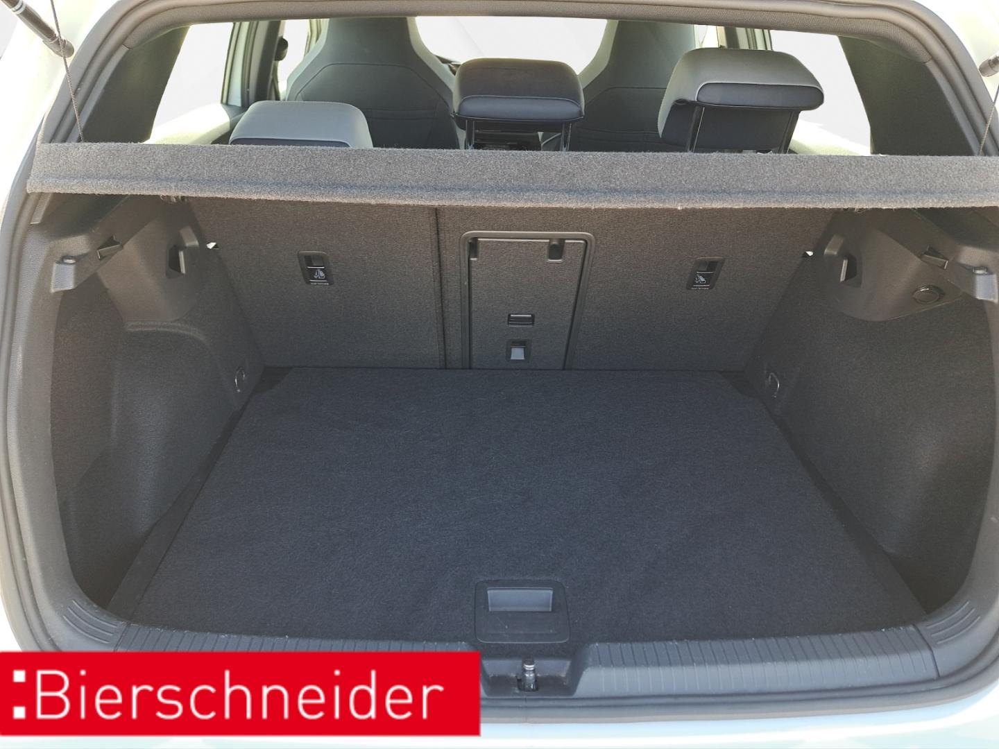 Volkswagen Golf 8 1.5 eTSI DSG R-Line DIGITAL COCKPIT PRO L, миниатюра 8