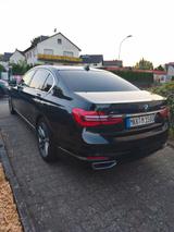 BMW 740Ld xDrive -voll Ausstattung  - BMW 740 in Frankfurt (Main)