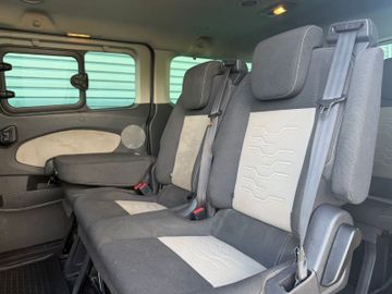 Ford Tourneo Custom - 5