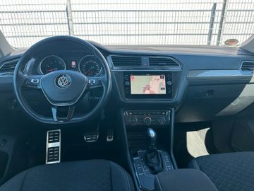 Volkswagen Tiguan - 12