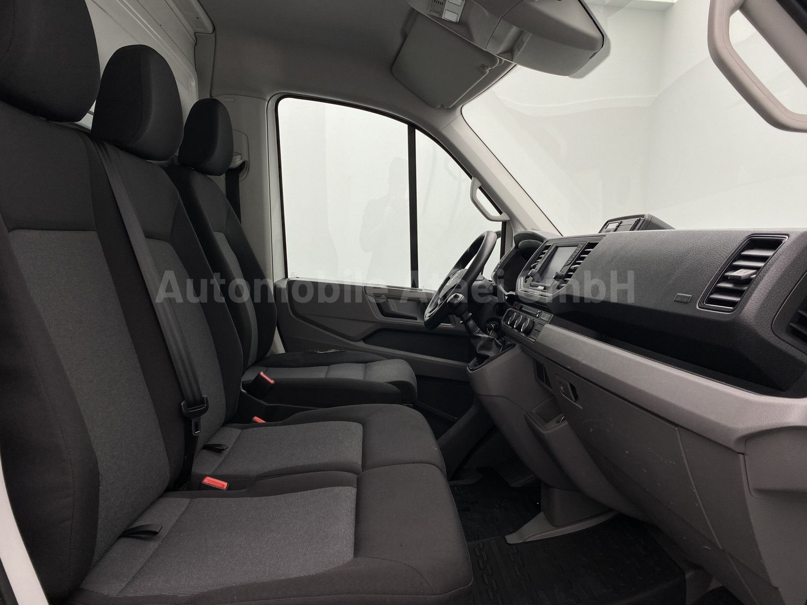Fahrzeugabbildung Volkswagen Crafter 35 *MAXI* LBW+ KAMERA+ NAVI (8390)