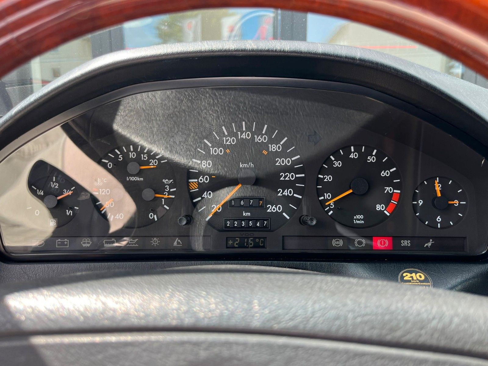 Fahrzeugabbildung Mercedes-Benz SL 300*H-Kennzeichen*HU 07/2027*