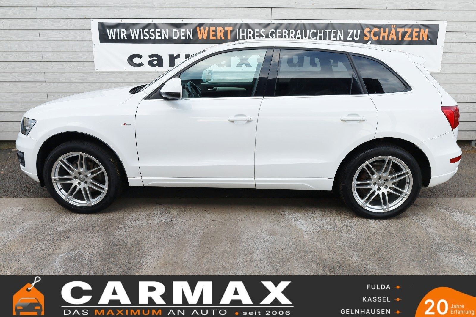 Fahrzeugabbildung Audi Q5 2.0 TDI quattro S line T.Leder,Navi,SH,20"