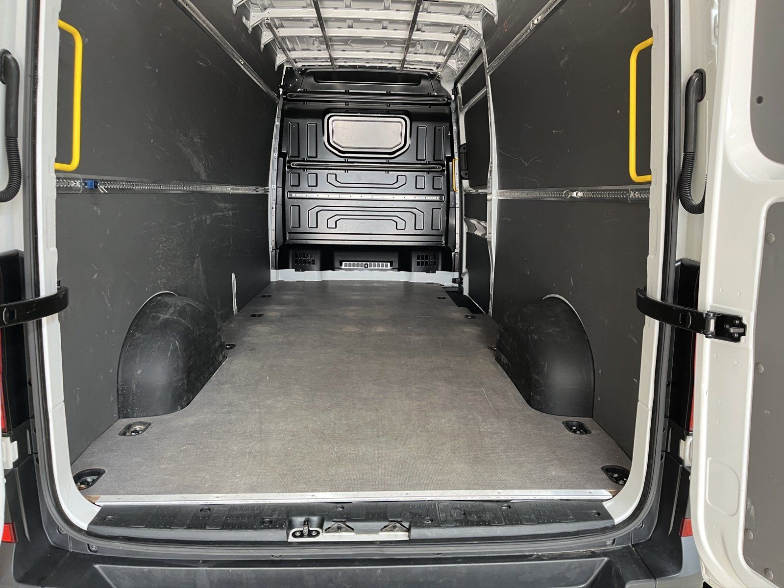 Volkswagen Crafter - Bild 15