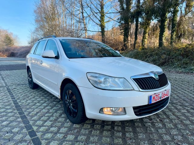 Skoda Octavia Combi Elegance