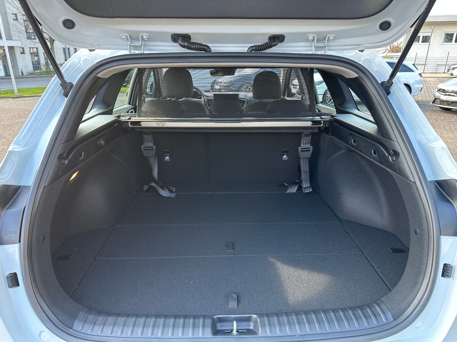 Fahrzeugabbildung Kia cee'd Sportswagon 1,5 T-GDI MT Ultimate